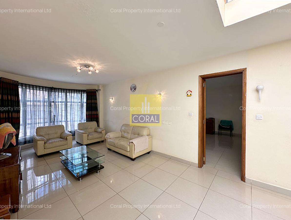 4 Bed Townhouse with Borehole in Westlands Area - 10