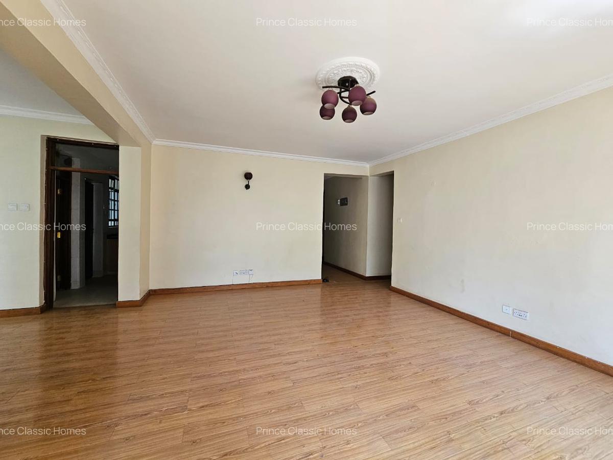 3 Bed Apartment with En Suite in Lavington - 1