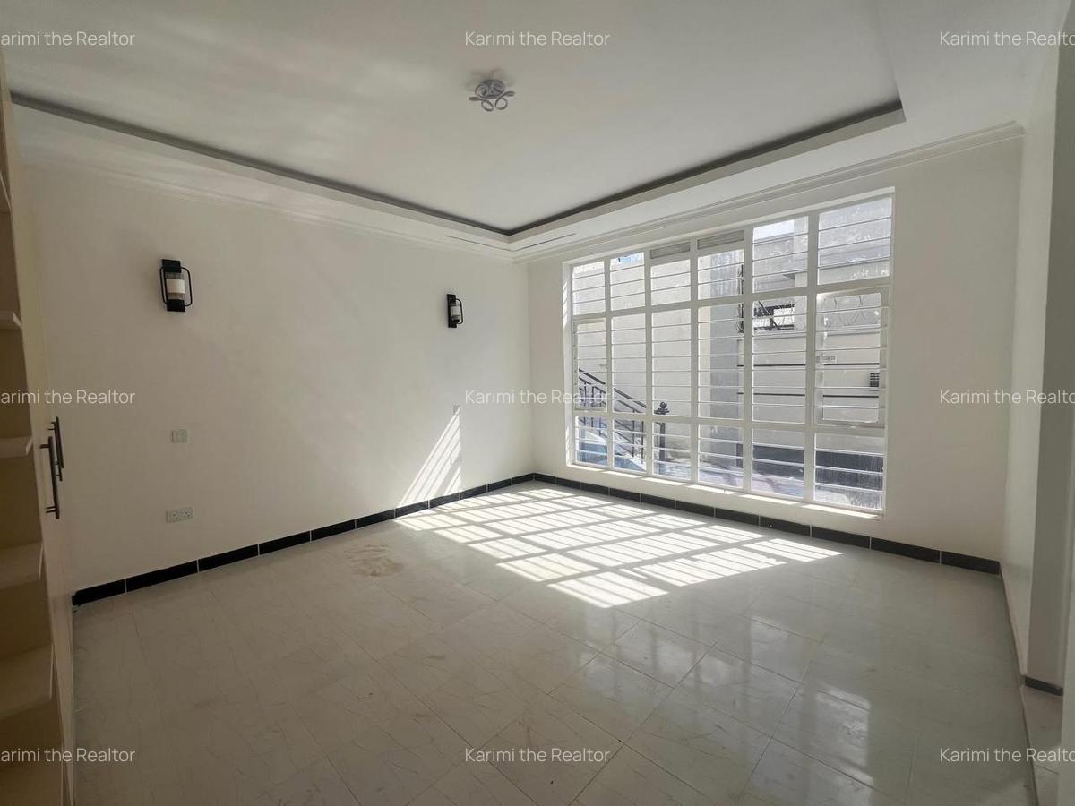 4 Bed House with En Suite in Ruiru - 11