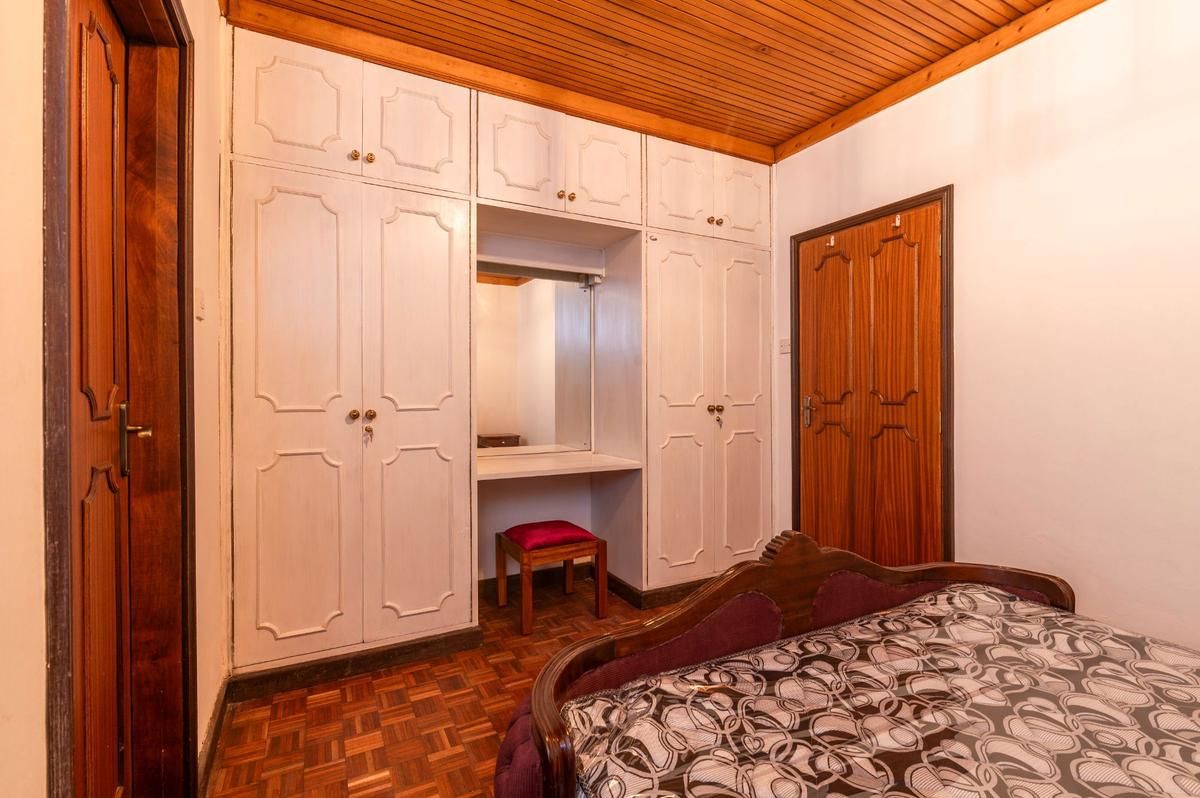 2 Bed Townhouse with En Suite in Kyuna - 17