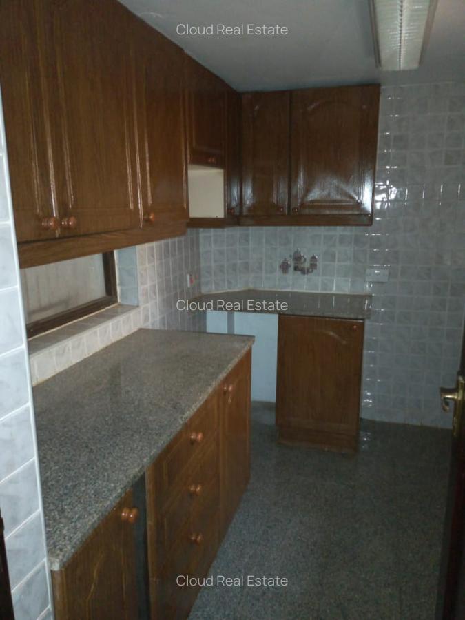 1 Bed Apartment with Parking in Westlands Area - 17