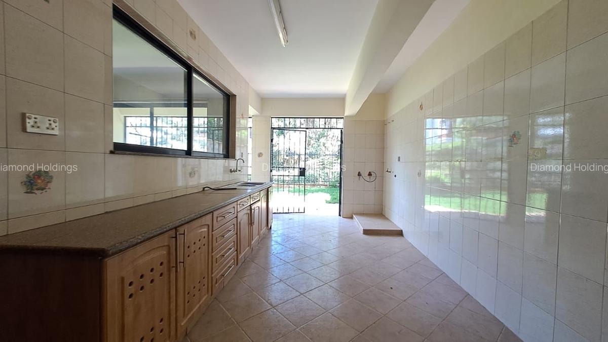 4 Bed Townhouse with En Suite in Westlands Area - 3
