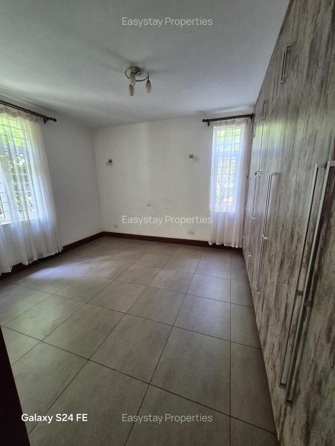6 Bed House with En Suite in Rosslyn - 5