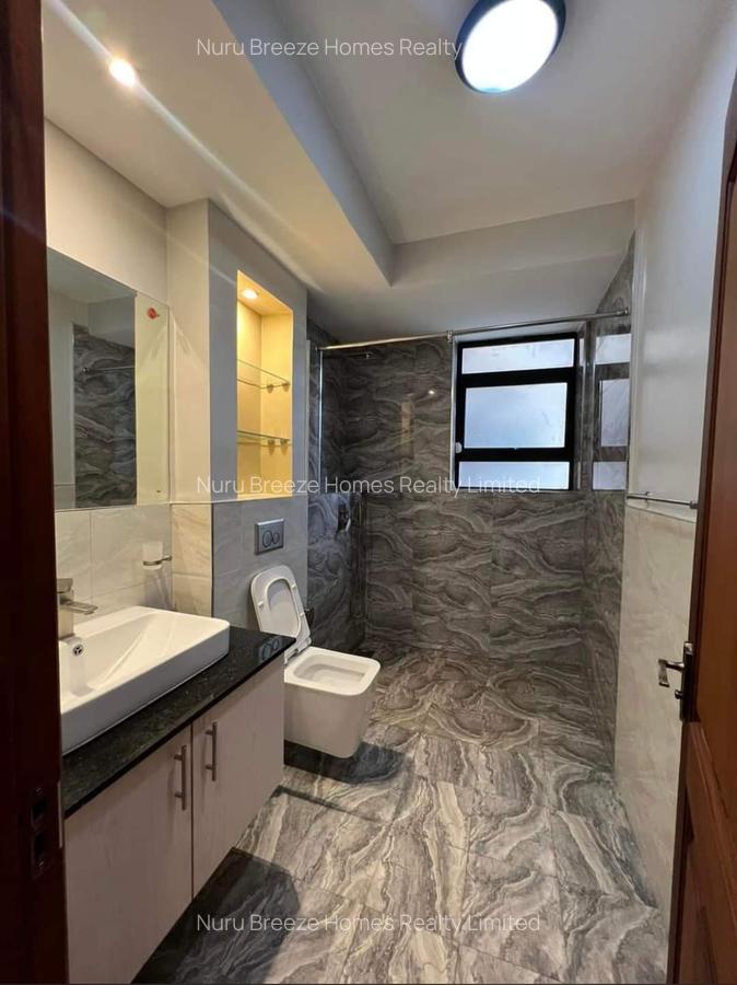 4 Bed Apartment with En Suite in Riverside - 9