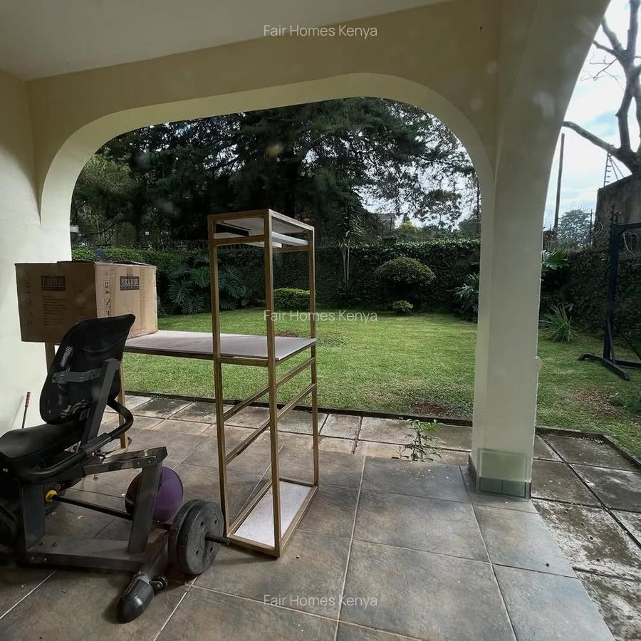 5 Bed Townhouse with En Suite at Lavington Green - 18