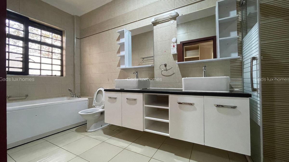 4 Bed Villa with En Suite at Kiambu - 17