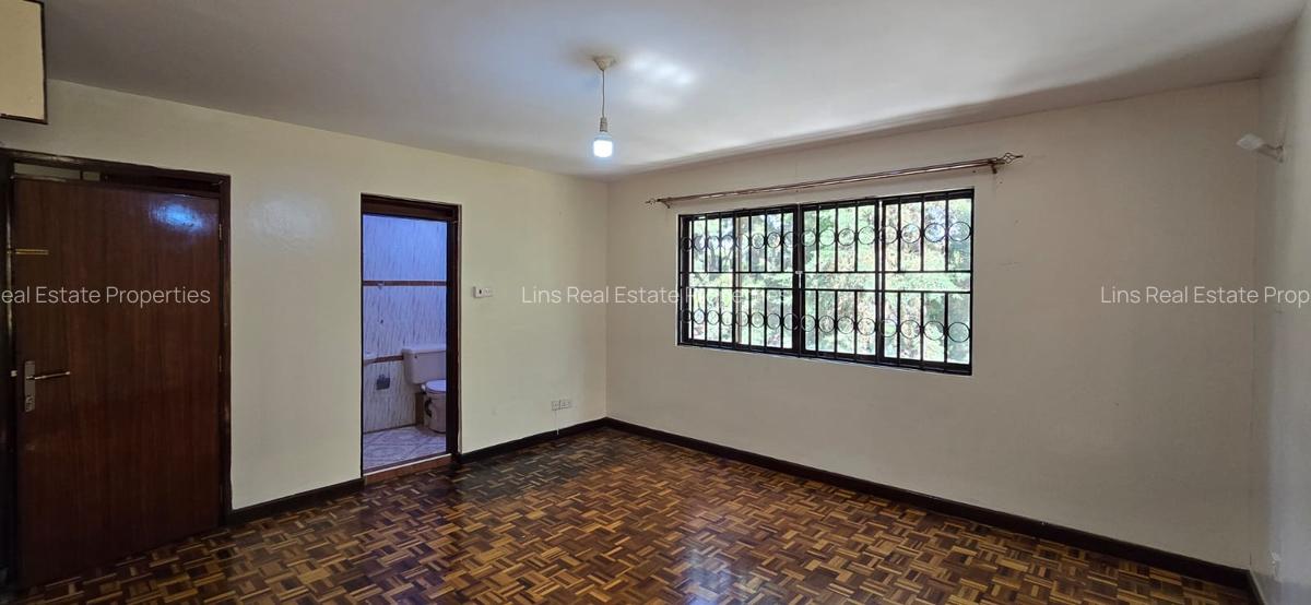 4 Bed Townhouse with En Suite in Lavington - 7