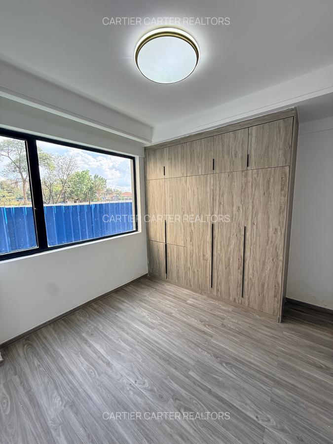 2 Bed Apartment with Swimming Pool in Kilimani - 4