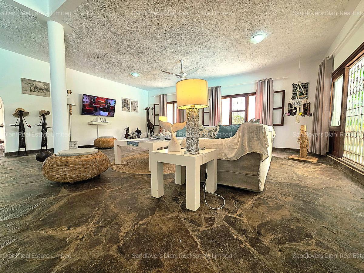 4 Bed Villa with En Suite in Diani - 4