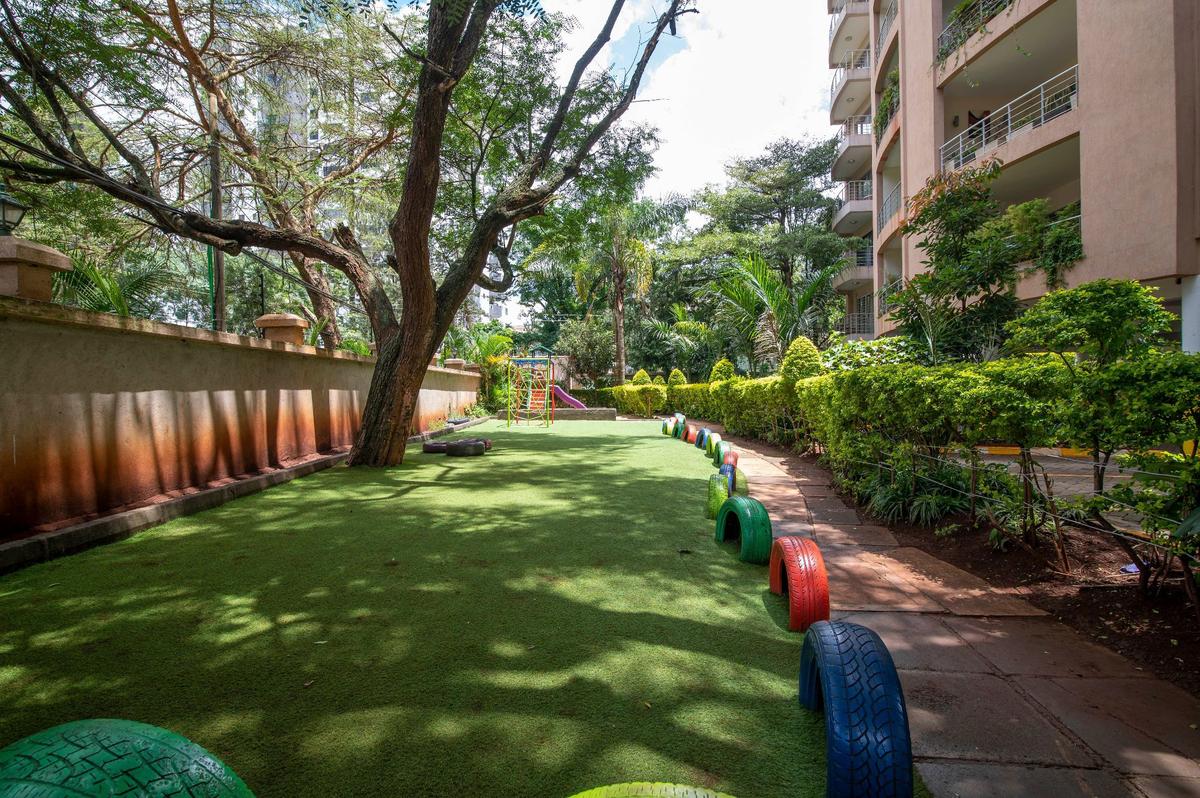 4 Bed Apartment with En Suite in Kileleshwa - 16