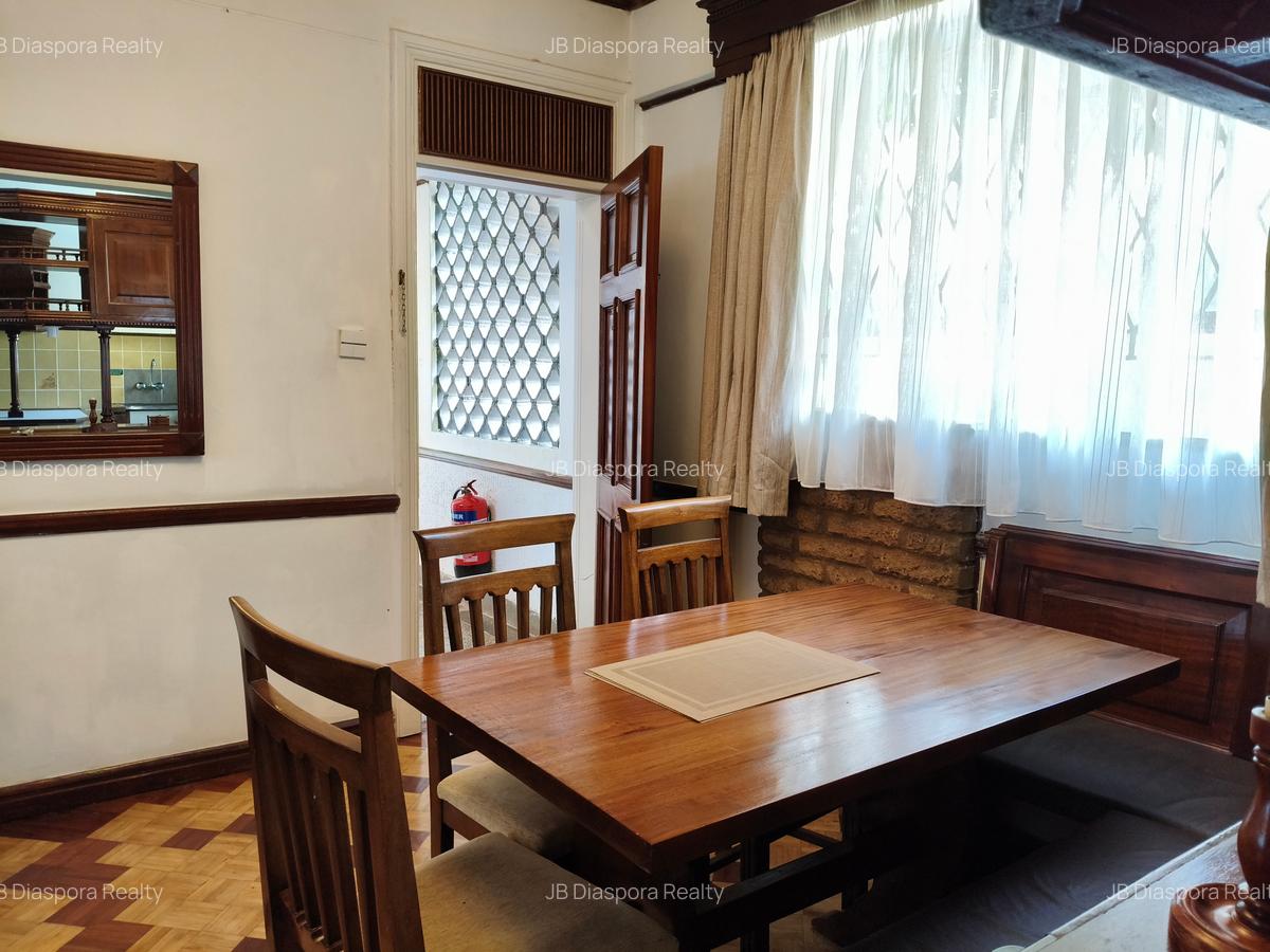 Serviced 1 Bed Apartment with En Suite at Rhaphta Road - 6