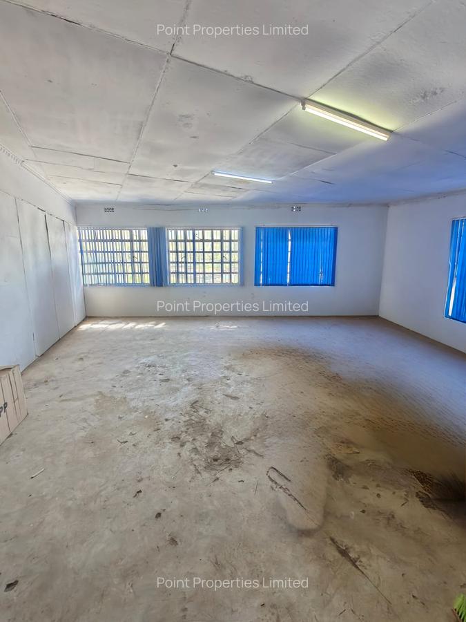 2,500 ft² Warehouse at Bunyala - 4