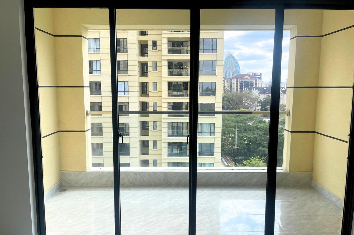 1 Bed Apartment with Gym in Kilimani - 4