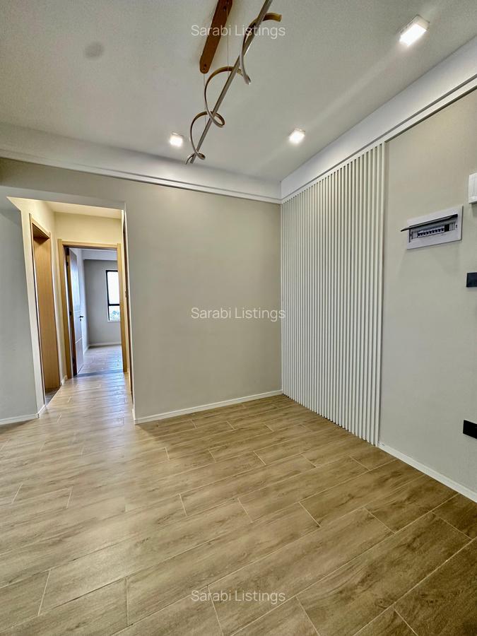 2 Bed Apartment with En Suite in Lavington - 10