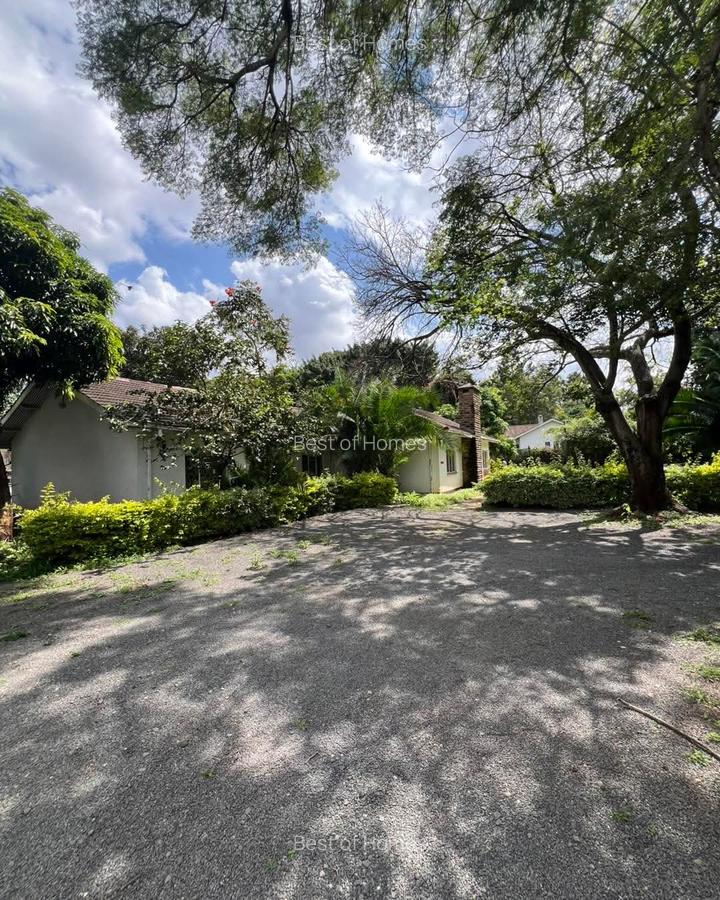 Commercial Property with Service Charge Included in Lavington - 1