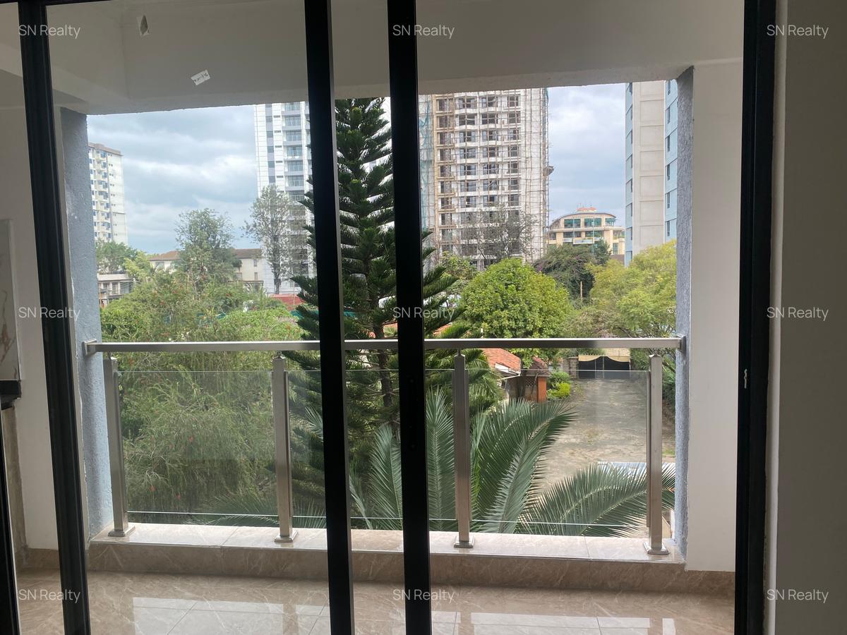 2 Bed Apartment with En Suite in Kilimani - 6