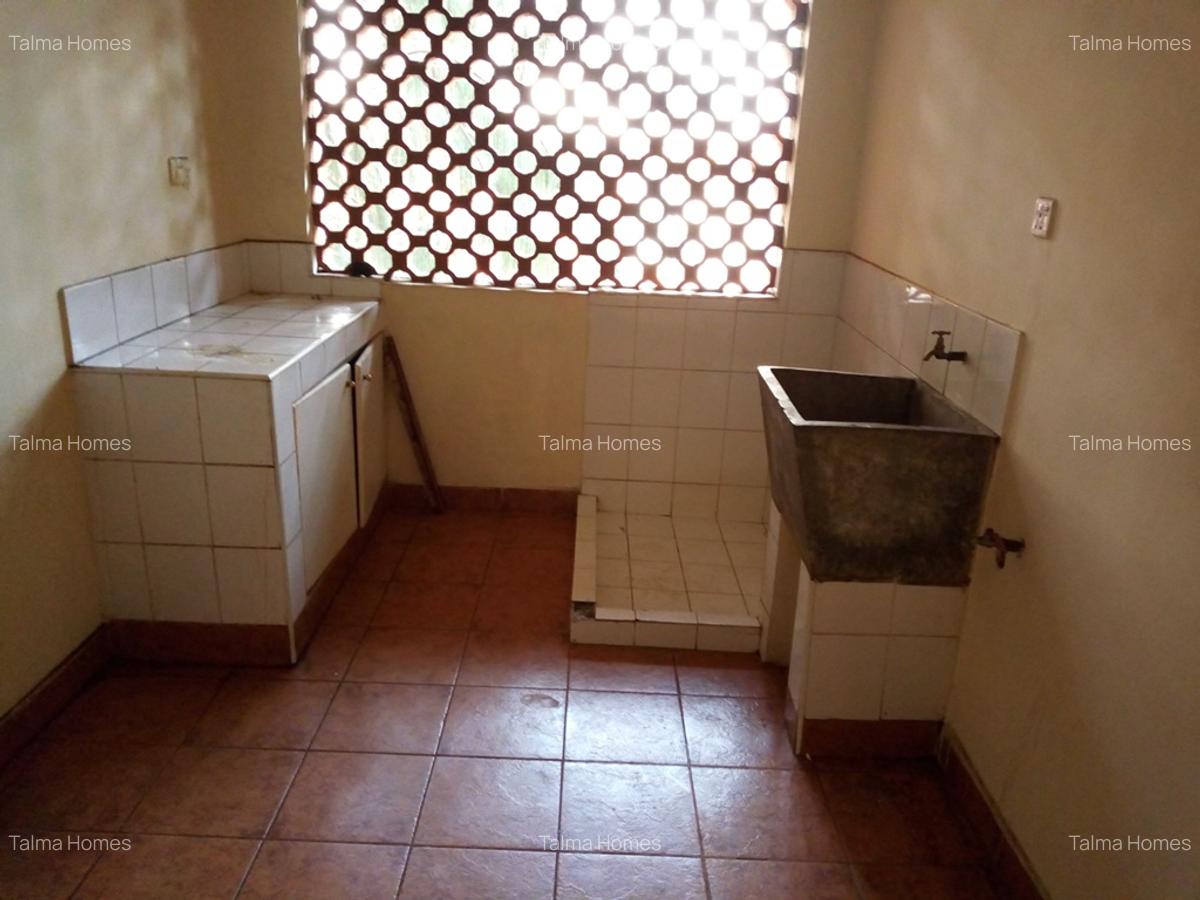 3 Bed Apartment with En Suite at Brookside Groove - 15