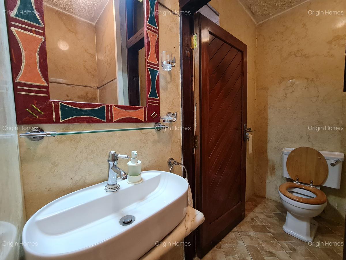 2 Bed House with En Suite in Kitisuru - 11