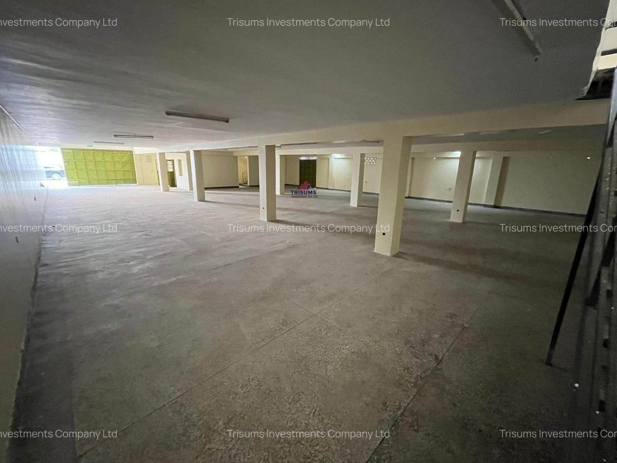 0.5 ac Warehouse with Fibre Internet in Industrial Area - 4