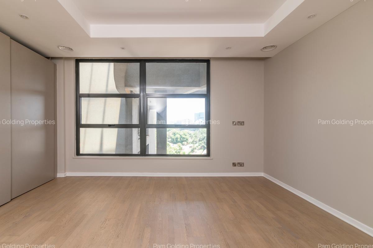 4 Bed Apartment with En Suite at General Mathenge - 10