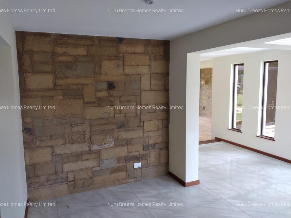 4 Bed Townhouse with En Suite in Karen - 9