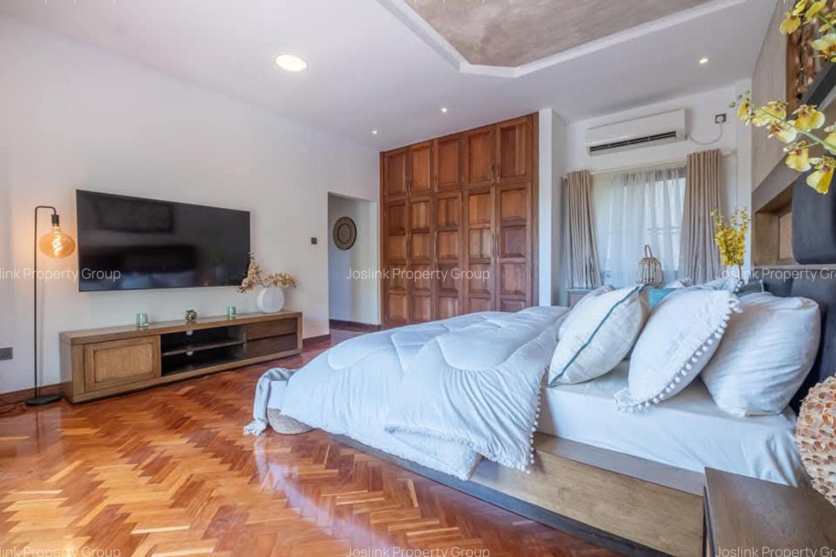 4 Bed Apartment with En Suite at Mt Kenya - 16