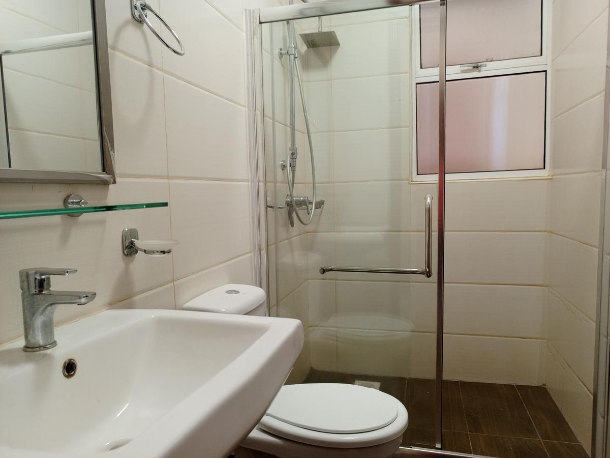 4 Bed Apartment with En Suite in General Mathenge - 10