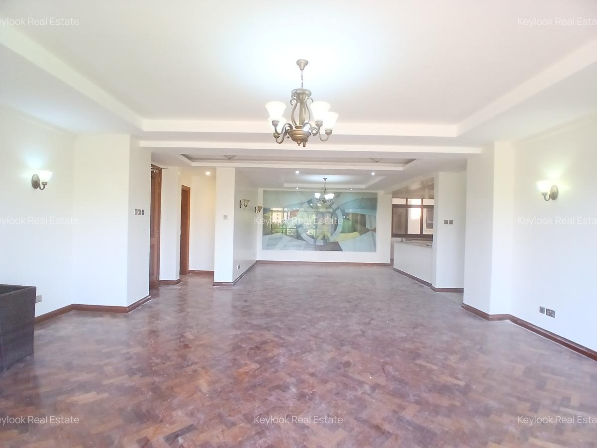 3 Bed Apartment with En Suite at Riverside - 6