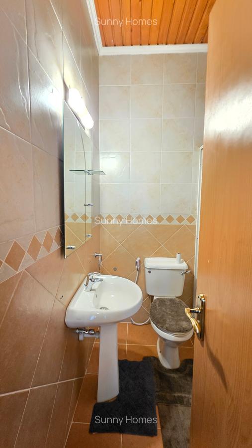 3 Bed Townhouse with En Suite at Old Runda - 17