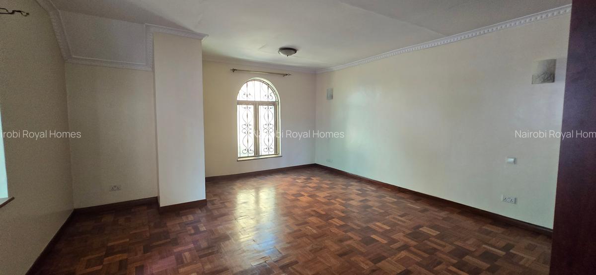 5 Bed Townhouse with En Suite at Lavington Kaputei - 3