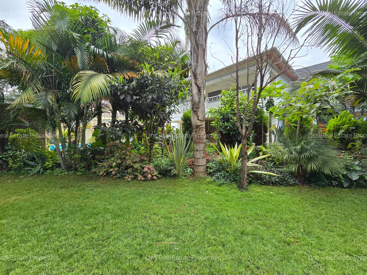5 Bed House with En Suite in Runda - 3