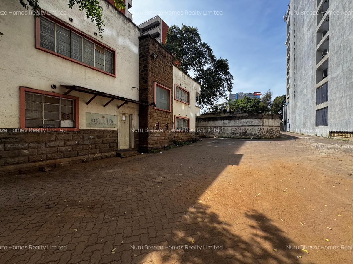 0.7 ac Land in Parklands - 4