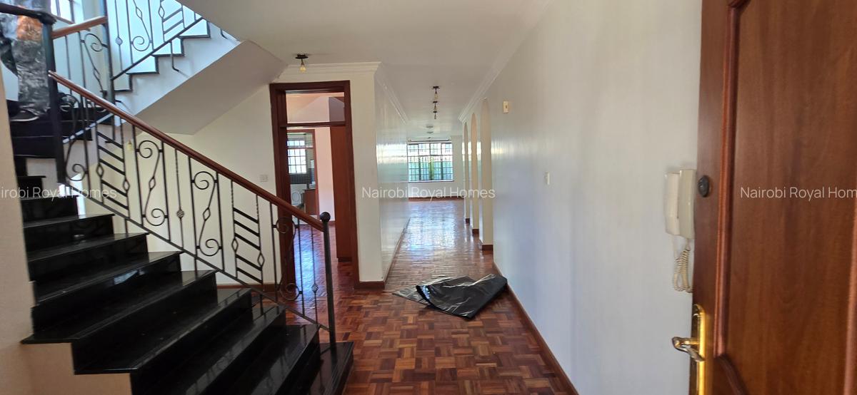 4 Bed Townhouse with En Suite at Lavington Green - 8