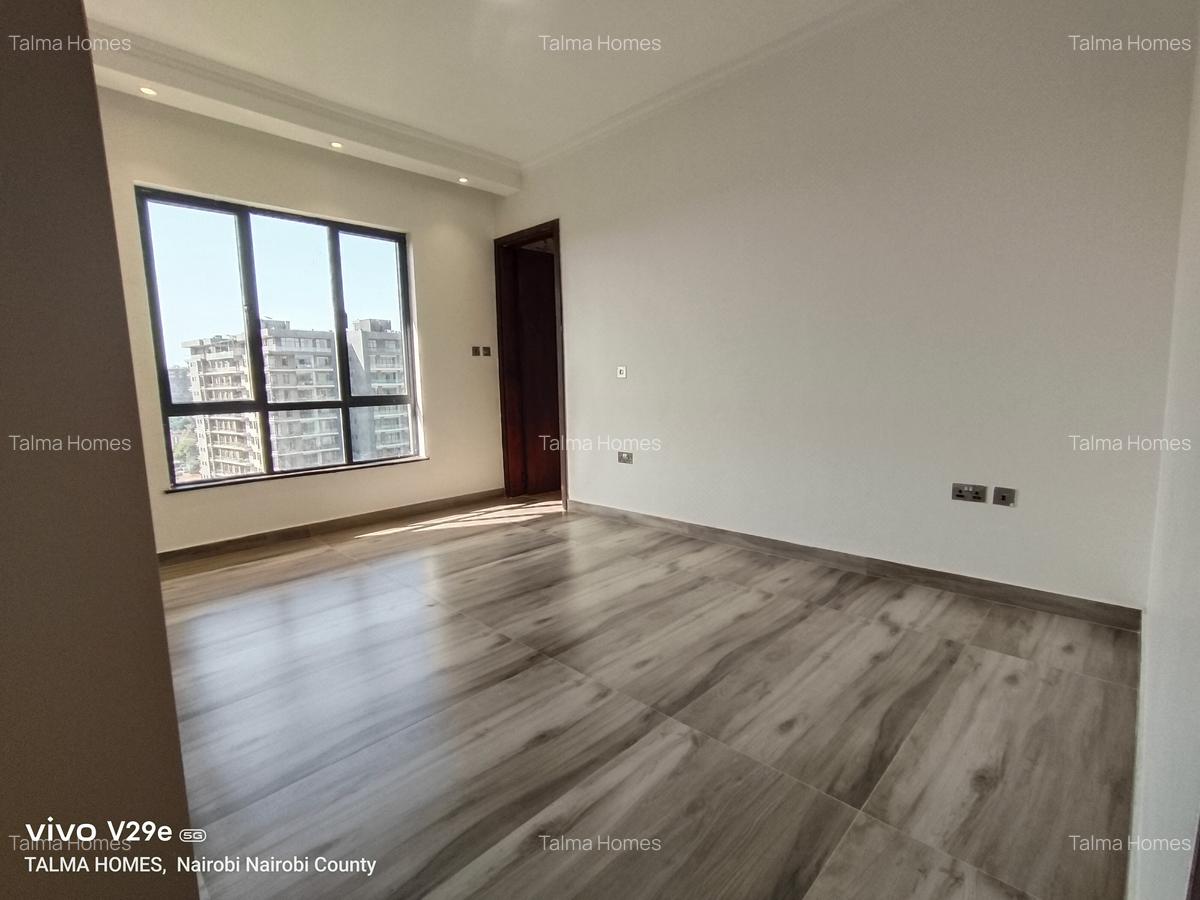 2 Bed Apartment with En Suite at Brookside Groove - 13