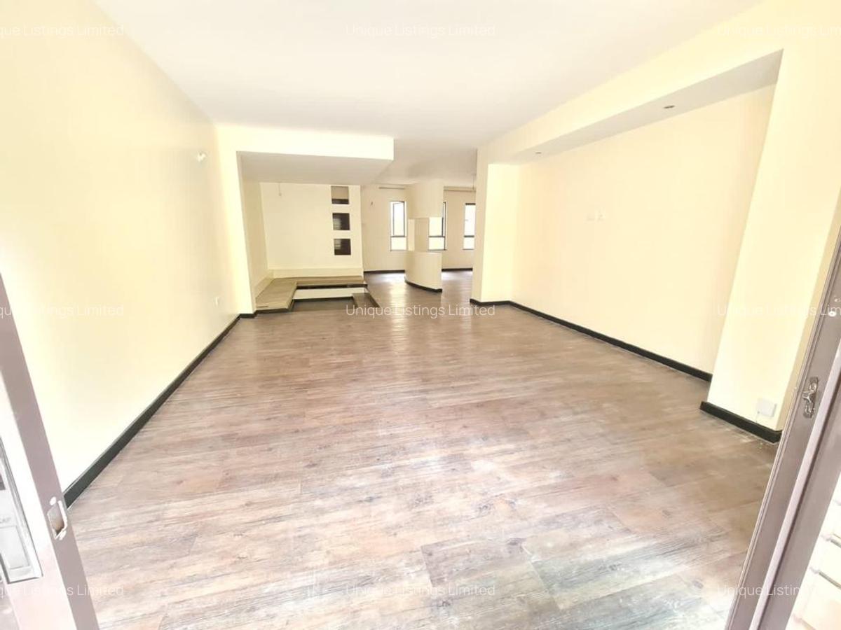 3 Bed Apartment with En Suite in Kileleshwa - 3