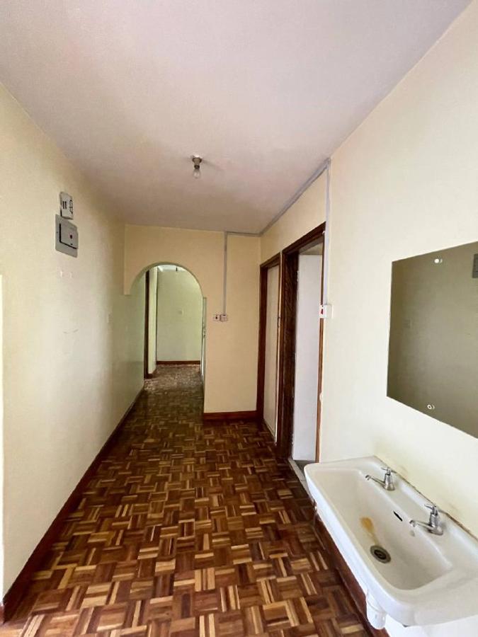 3 Bed Apartment with En Suite in Kilimani - 8