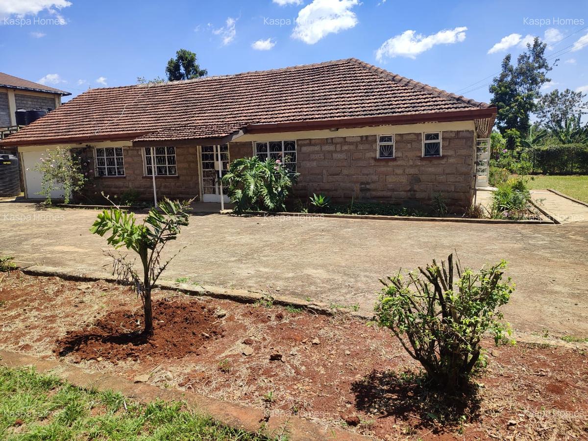 4 Bed House with En Suite in Karen - 2