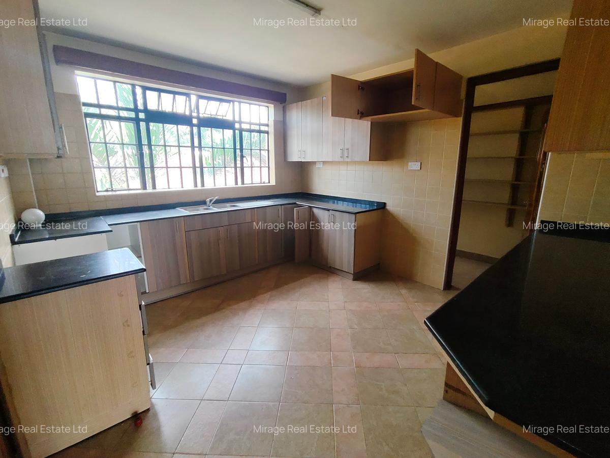 3 Bed Apartment with En Suite in Kilimani - 19