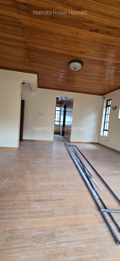 5 Bed Townhouse with En Suite at Lavington Green - 15