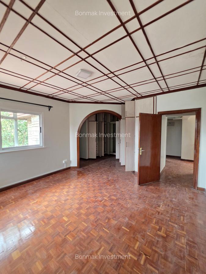 4 Bed Townhouse with En Suite at Lavington Green - 9