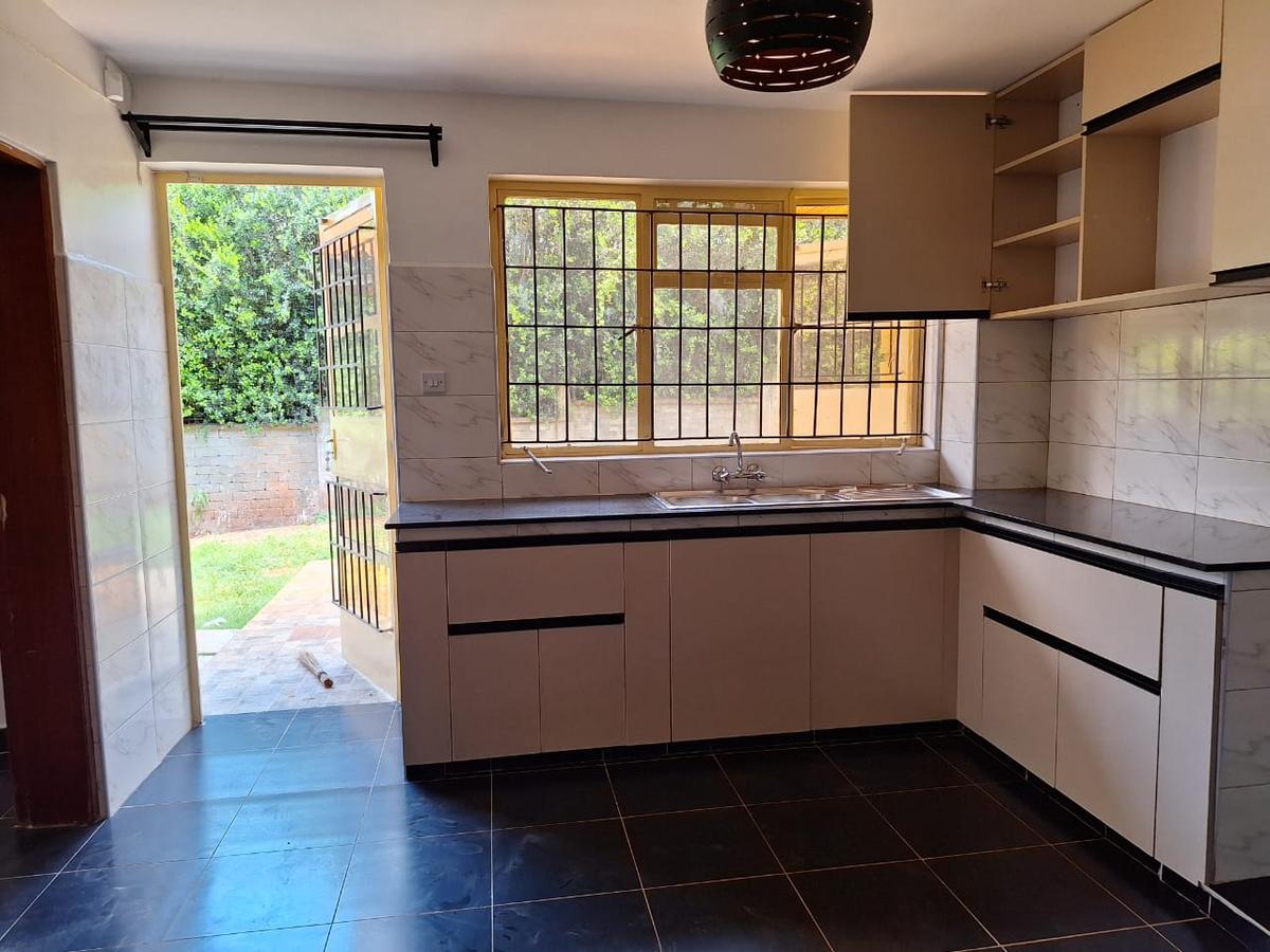 4 Bed Townhouse with En Suite in Runda - 15