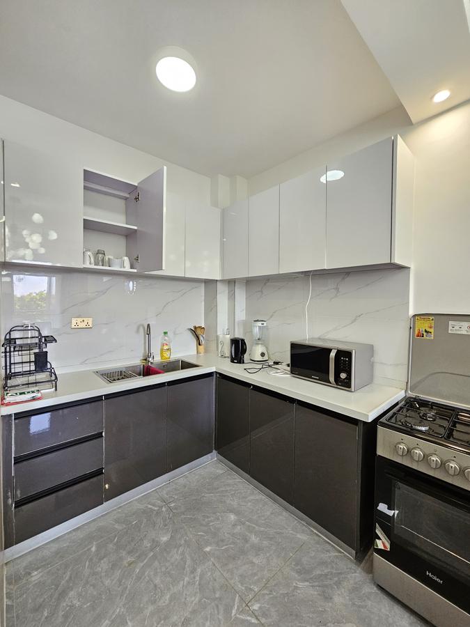 Serviced 1 Bed Apartment with En Suite in Kileleshwa - 5