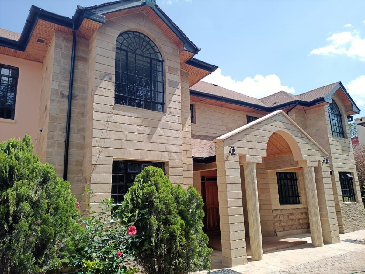 4 Bed Townhouse with En Suite at Runda - 1