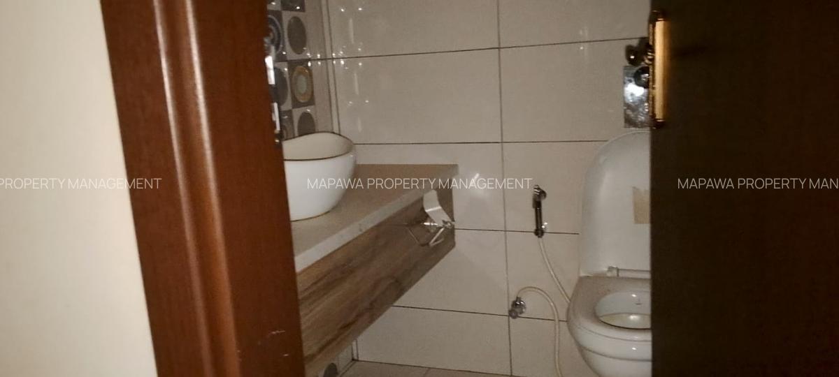 3 Bed Apartment with En Suite in Lavington - 10