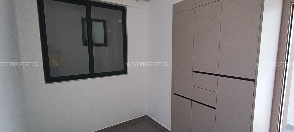 2 Bed Apartment with En Suite in Kilimani - 7