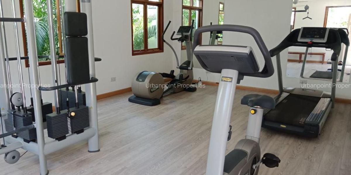 4 Bed House with En Suite in Nyali Area - 17