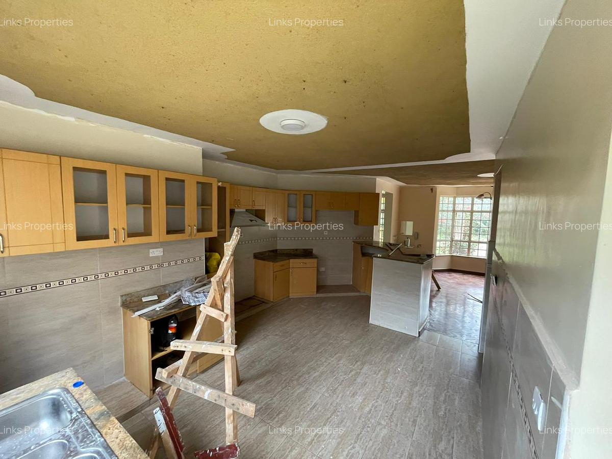 4 Bed Townhouse with En Suite at Karen - 3