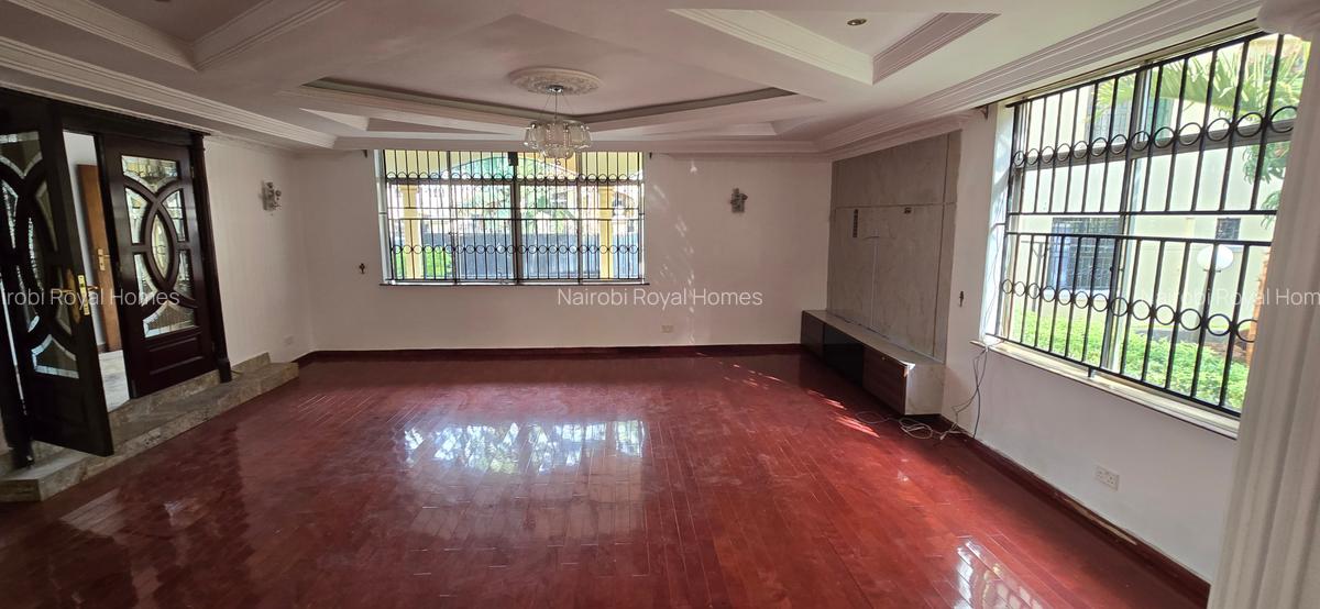 4 Bed Townhouse with En Suite at Convent Drive - 3