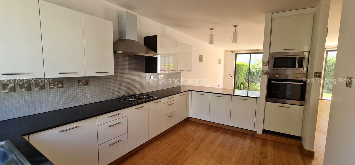 4 Bed Townhouse at Garden City - 3