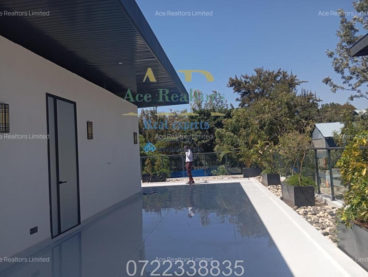 5 Bed Townhouse with En Suite at Lavington - 13